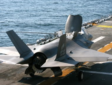 Τα F-35B των Αμερικανών Πεζοναυτών στην Ιαπωνία αναβαθμίζονται δια… παν ενδεχόμενο